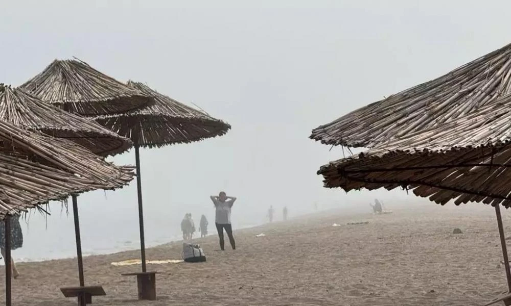 Κρήτη: Η αφρικανική σκόνη «εξαφάνισε» τον ορίζοντα στο Ηράκλειο